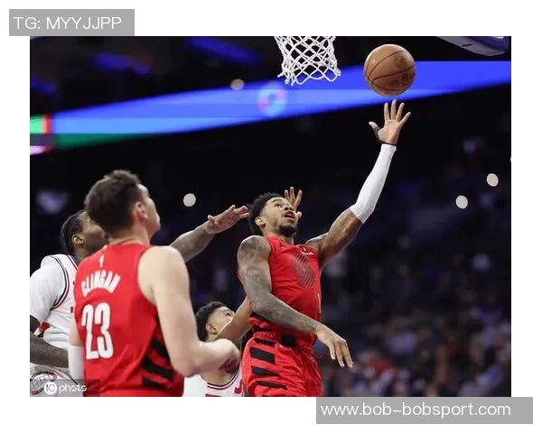 安芬尼西蒙斯谈训练营高强度与队友间愉快的磨合过程